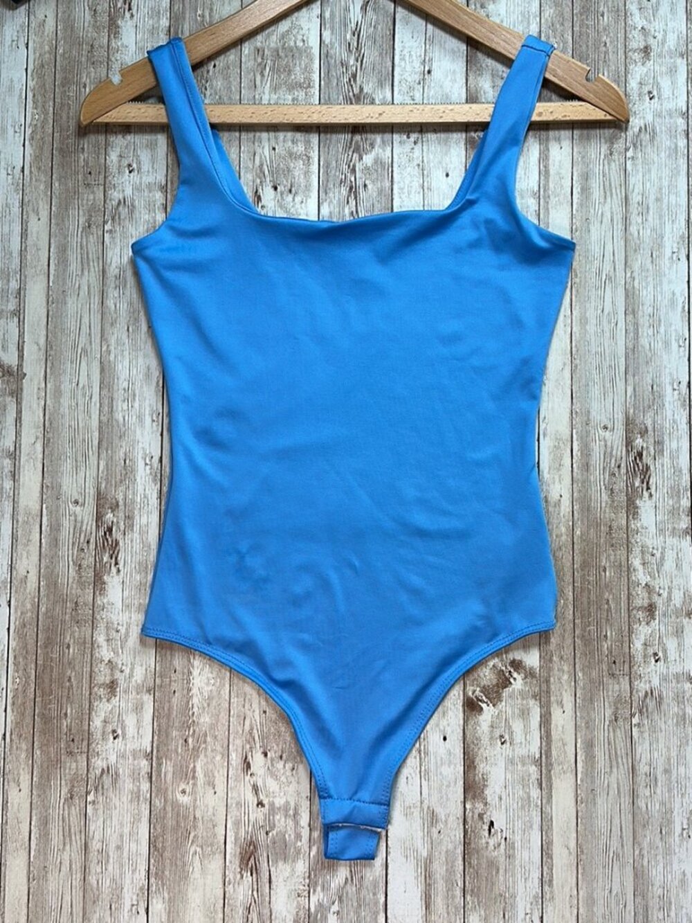 EUC Live In The Moment Sleeveless Bodysuit sz Small Tank Top Blue Snap Fastners